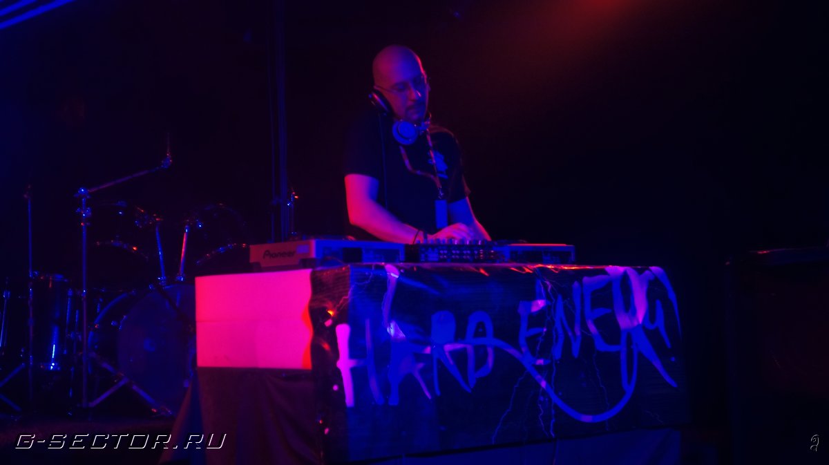 8.09.2012 / Hard Energy: Headfuck Attack /  Monaclub