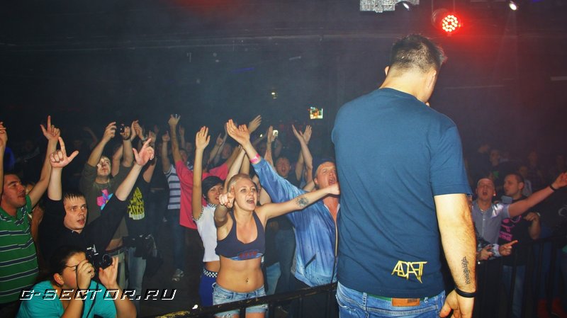 24.11.12 / 5  JE CREW: Lord,give JE a sign! /  Monaclub