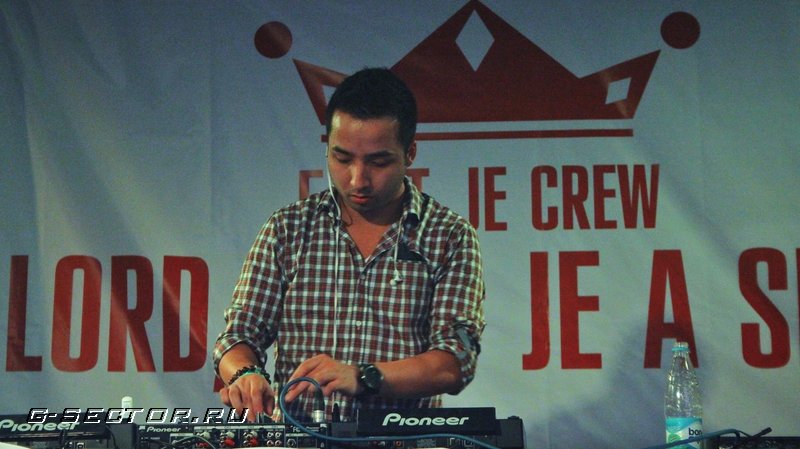 24.11.12 / 5  JE CREW: Lord,give JE a sign! /  Monaclub