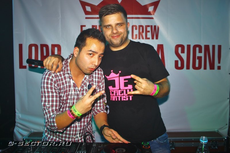 24.11.12 / 5  JE CREW: Lord,give JE a sign! /  Monaclub