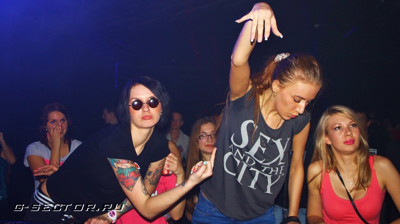 24.11.12 / 5  JE CREW: Lord,give JE a sign! /  Monaclub