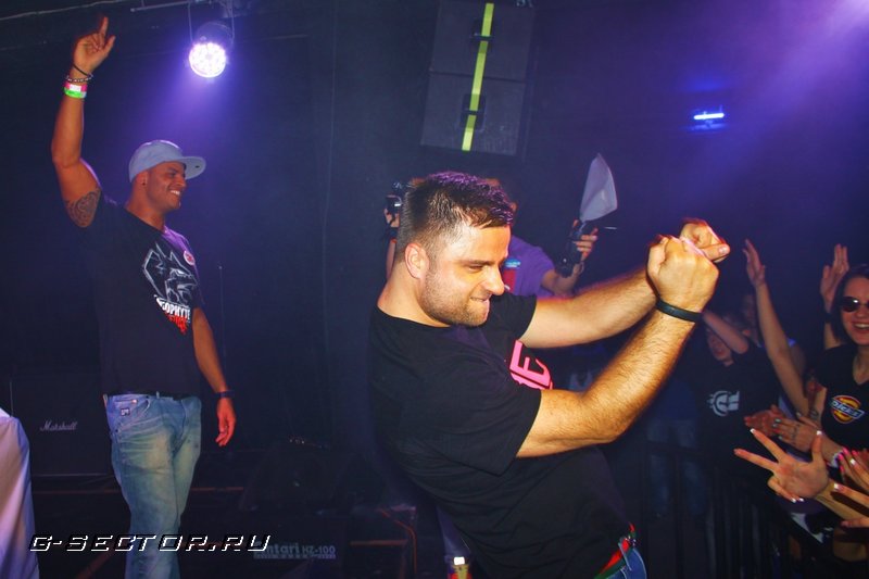 24.11.12 / 5  JE CREW: Lord,give JE a sign! /  Monaclub