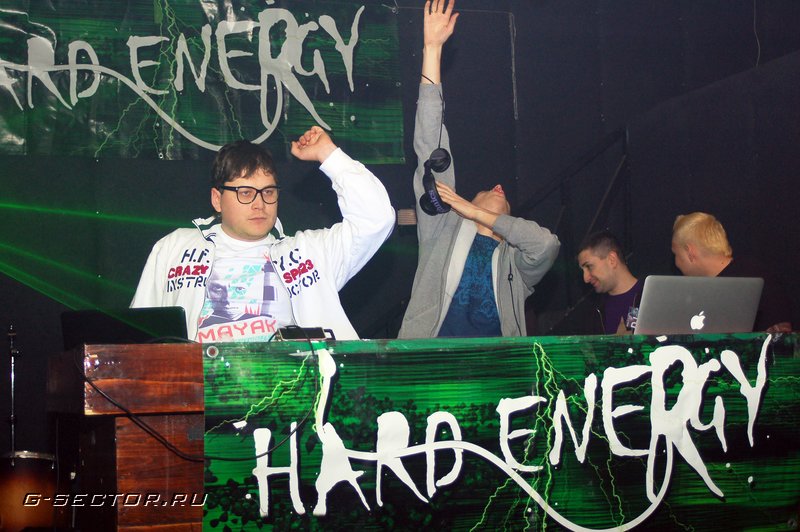 11.02.12 / Hard Energy: Frenchcore Guerrilla /  You Too (2)