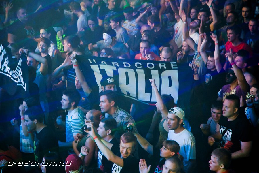 4.10.14 / Hardcore Italia - Moscow /  Hall ( 1)