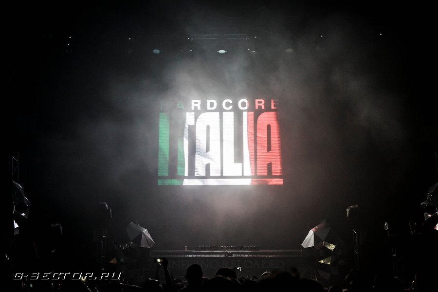 6.03.2016 / Hardcore Italia - Moscow 2016 /  Hall