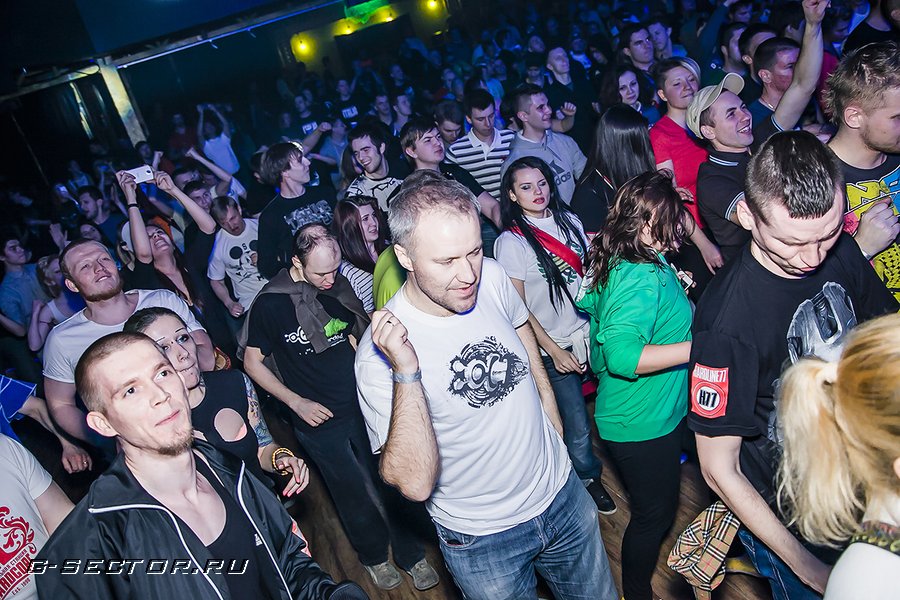 9.03.14 / Neophyte Rec: Bigger Than Ever Moscow /  (2)