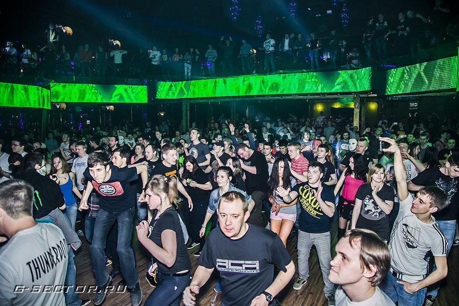 9.03.14 / Neophyte Rec: Bigger Than Ever Moscow /  (2)