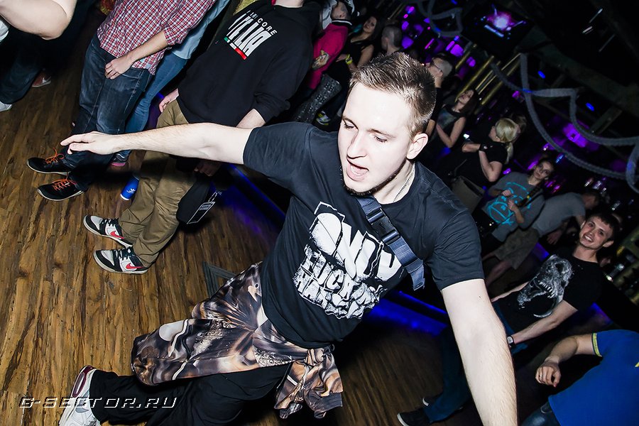 9.03.14 / Neophyte Rec: Bigger Than Ever Moscow /  (2)