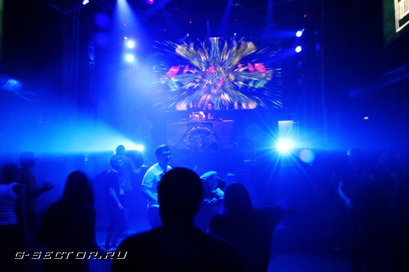 9.02.13 / Rave Alliance /  Hall (3)