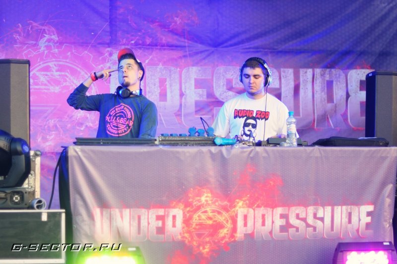 30.06.12 / Under Pressure   UltraMusic