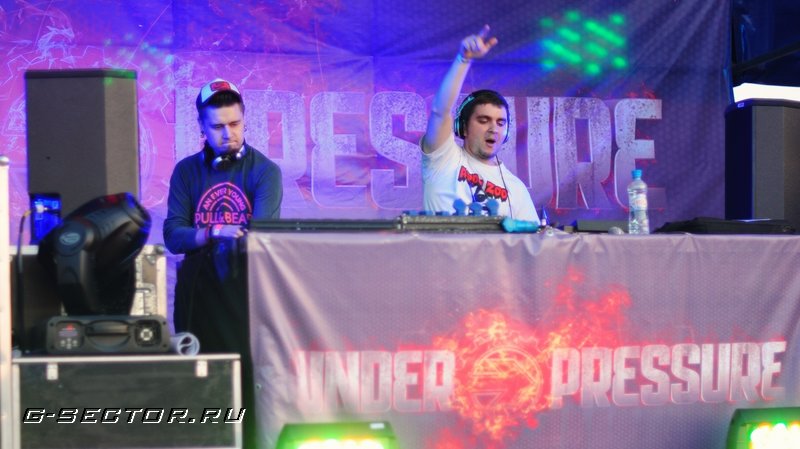 30.06.12 / Under Pressure   UltraMusic